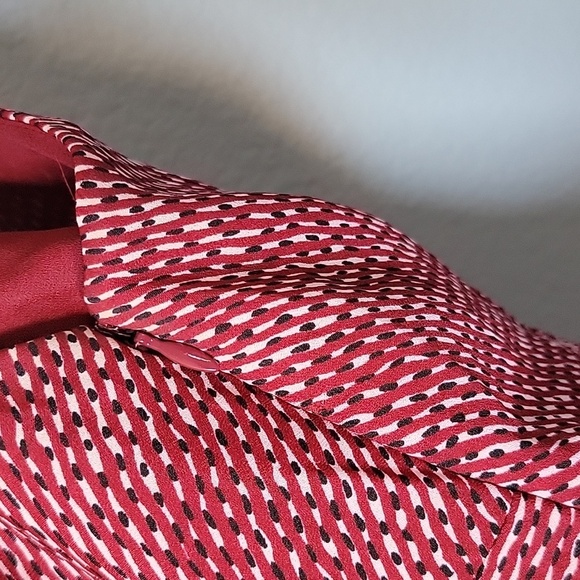 Loft size 4 twist front sleeveless blouse 90's Y2K Workplace Siren - Picture 5 of 8